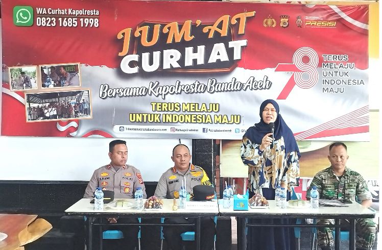 Camat Sukmawati Ikut Jumat Curhat Bersama Kapolresta Banda Aceh