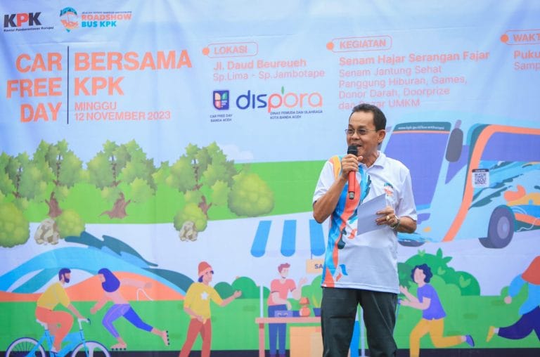 Pj Amiruddin Sapa Masyarakat di CFD Bersama KPK