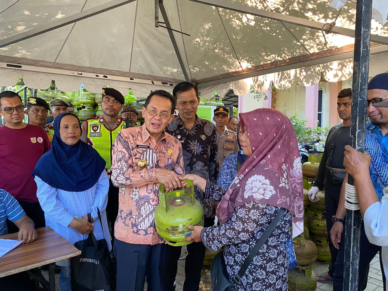 Kadiskopukmdag Ajak Warga Kota Ramaikan Operasi Pasar Khusus LPG 3 Kilogram 