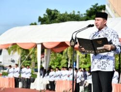 Sekdako Wahyudi Inspektur Upacara HUT ke-78 PGRI