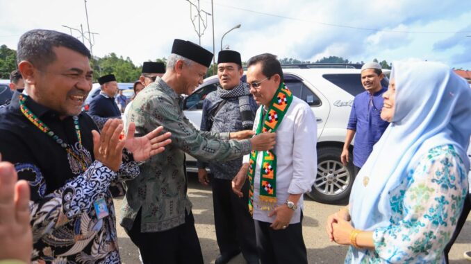 Didampingi Pj Wali Kota, Kafilah MTQ Banda Aceh Tiba di Simeulue