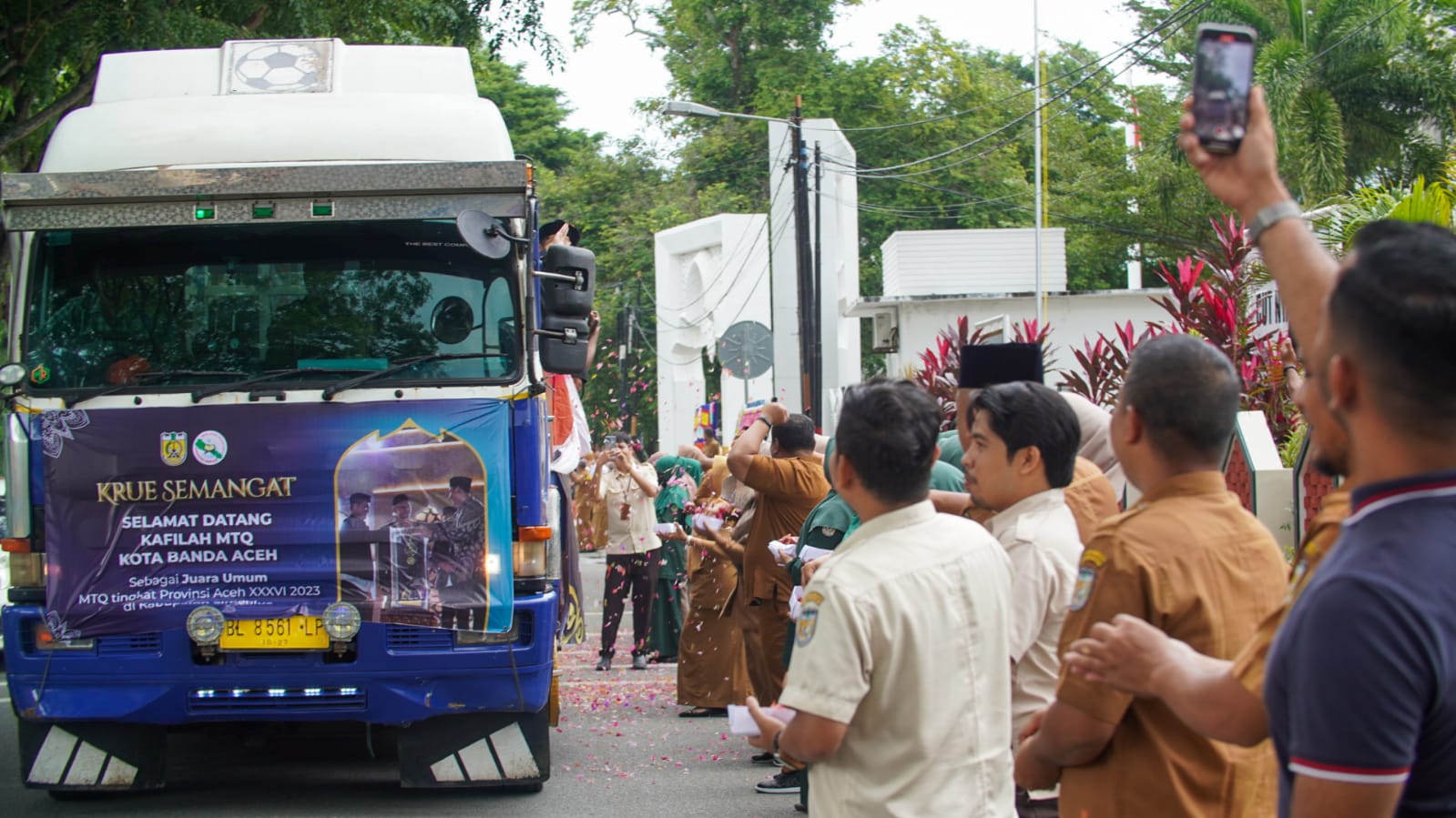 Kedatangan Rombongan Kafilah Banda Aceh Disambut Haru oleh Warga Kota