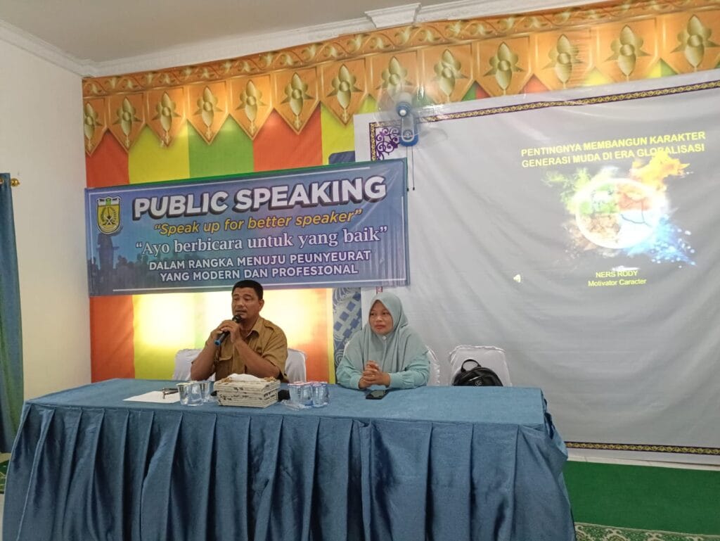 Tingkatkan Skill Public Speaking, Peunyeurat Selenggarakan Pelatihan