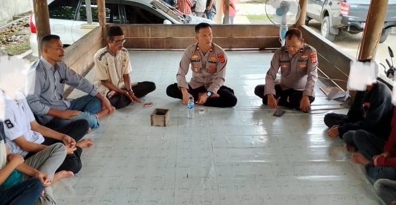 Usai Pembinaan, Polsek Krueng Raya Kembalikan Tujuh Remaja ke Aparatur Gampong