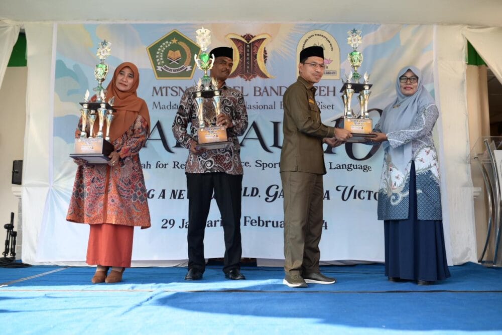 Hadiri Penutupan MARSSAL ke-10, Ketua DPRK Banda Aceh Ajak Generasi Aceh Kuasai Ilmu Pengetahuan