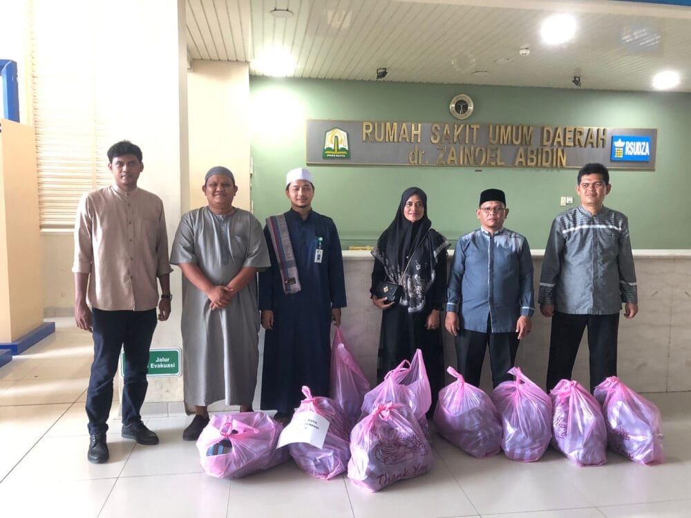 Baitul Mal Banda Aceh Bagikan 100 Paket Takjil Setiap Jum'at