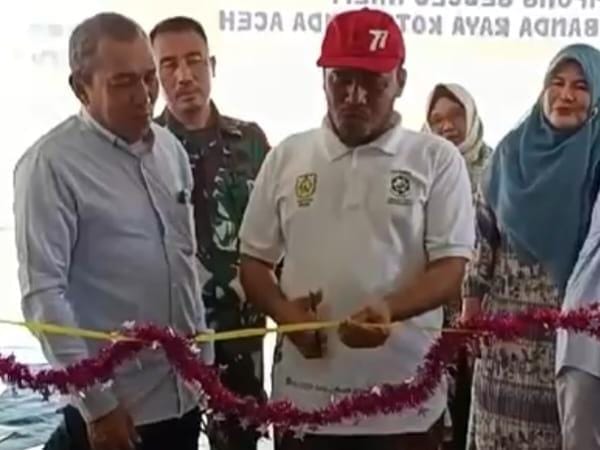 Camat Banda Raya Launching Posyandu Remaja Nusa Indah